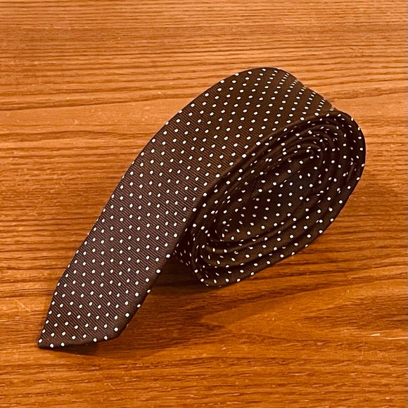 👔🔥 Brown Polkadot Skinny Tie - Picture 2 of 4